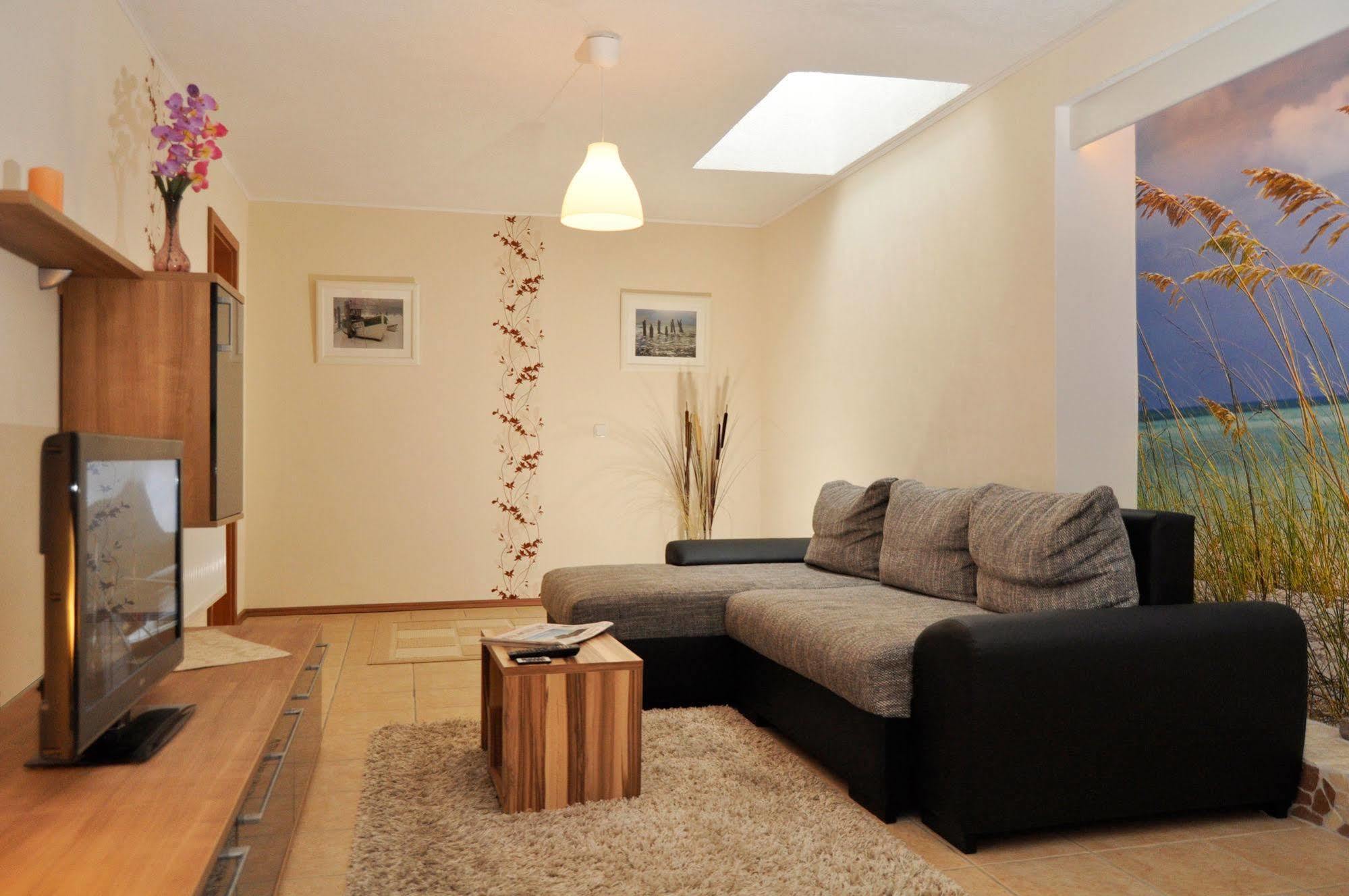 Pension Zum Riedensee Bastorf Extérieur photo