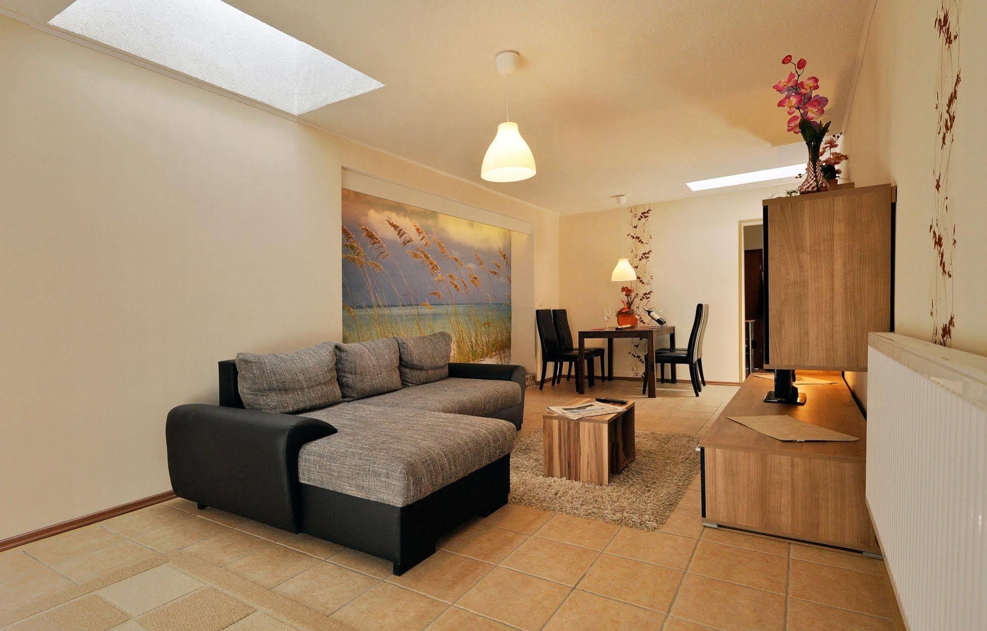 Pension Zum Riedensee Bastorf Extérieur photo
