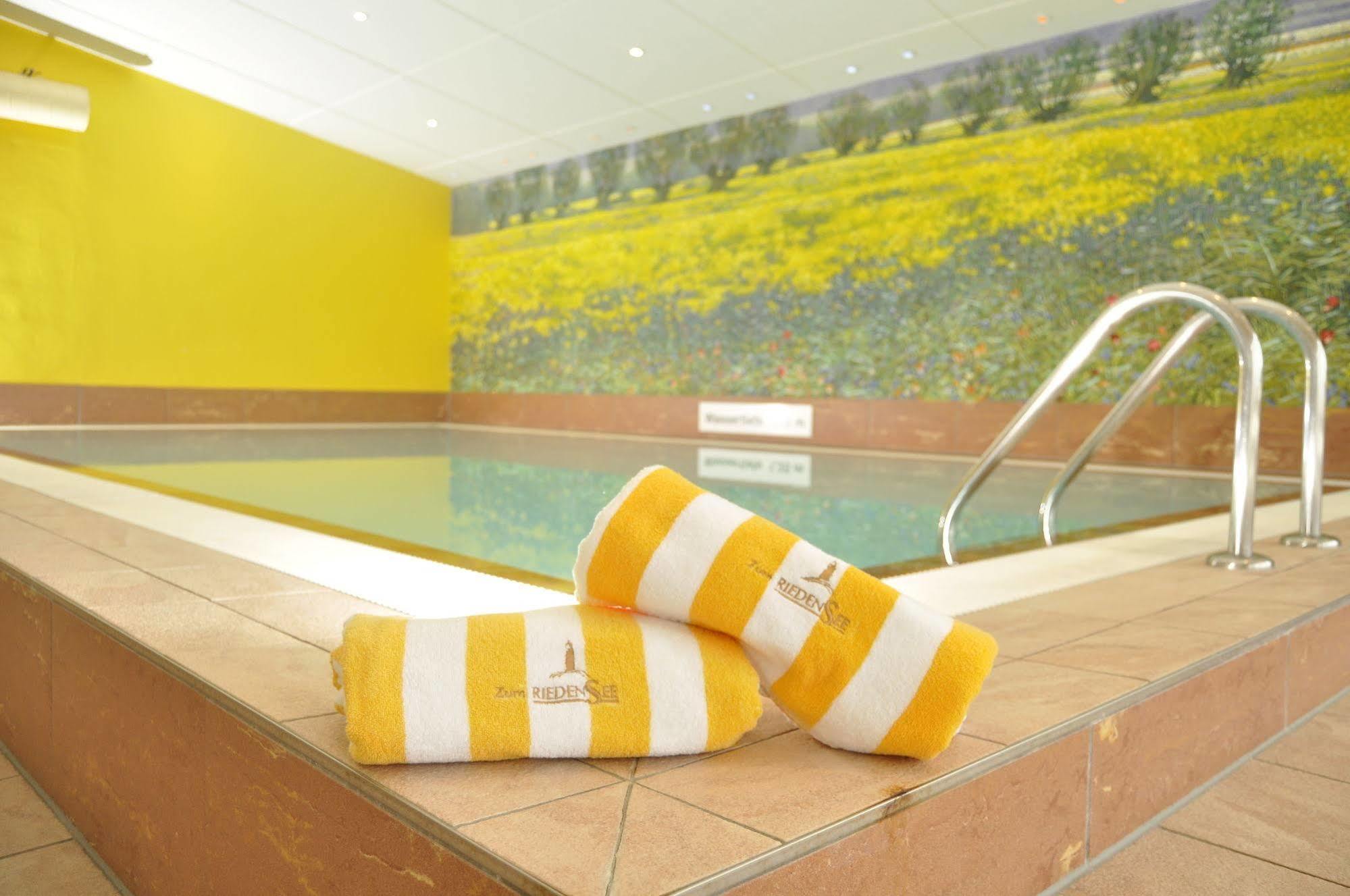 Pension Zum Riedensee Bastorf Extérieur photo